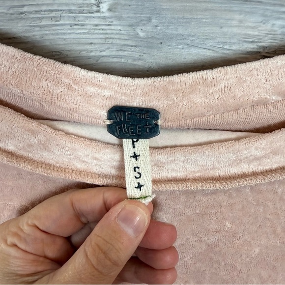 We The Free Light Pink Long Sleeve Top - Picture 2 of 5